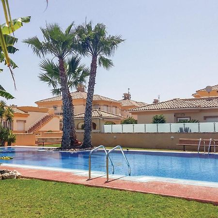 Cozy Home In Orihuela Costa With Kitchen Dehesa de Campoamor  المظهر الخارجي الصورة
