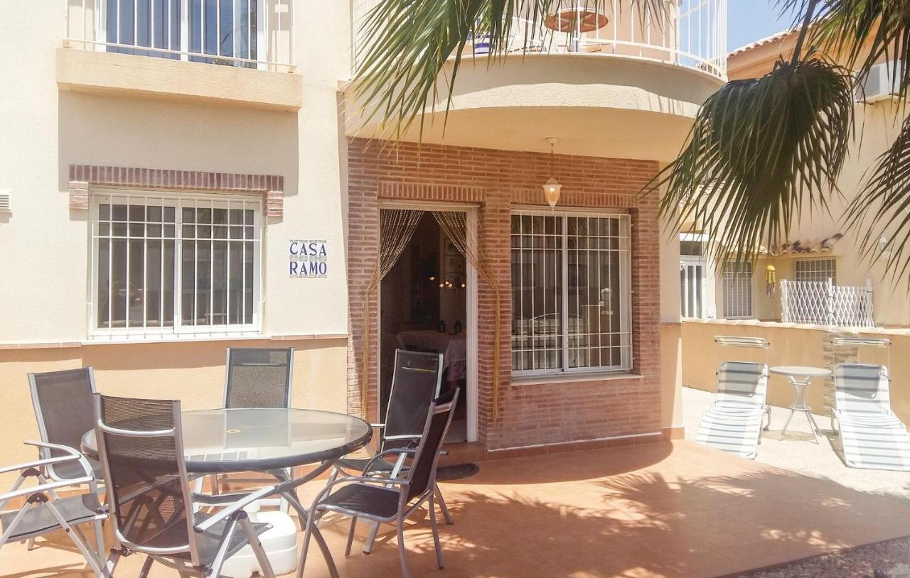 Cozy Home In Orihuela Costa With Kitchen Dehesa de Campoamor  المظهر الخارجي الصورة